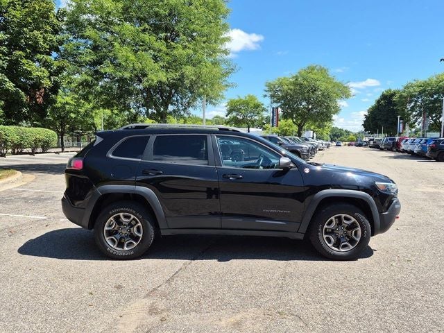Used 2019 Jeep Cherokee Trailhawk with VIN 1C4PJMBX0KD389862 for sale in City of the Village of Clarkston, MI