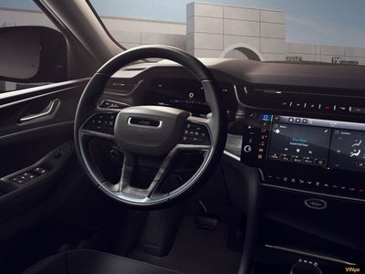 2026 Jeep Grand Cherokee Laredo Altitude