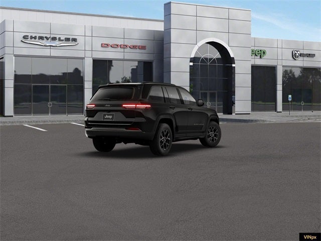 2026 Jeep Grand Cherokee Laredo