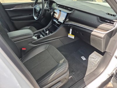 2026 Jeep Grand Cherokee Altitude