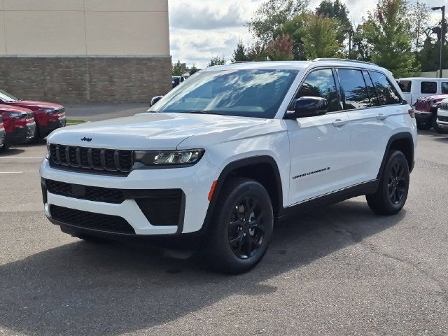 2026 Jeep Grand Cherokee Altitude