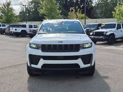 2026 Jeep Grand Cherokee Altitude