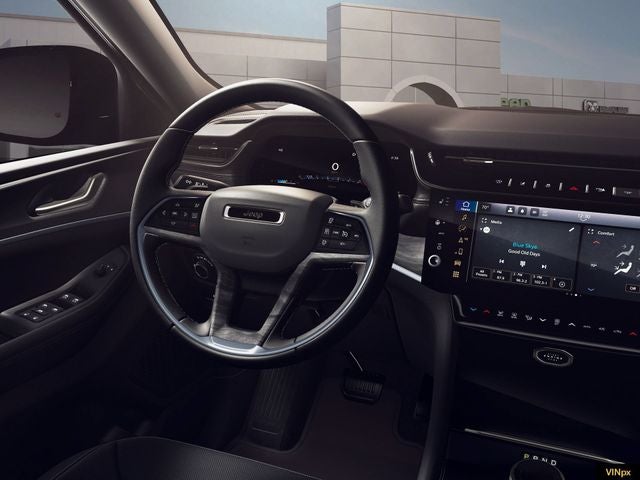 2026 Jeep Grand Cherokee Altitude