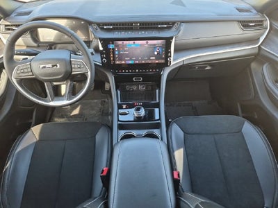 2026 Jeep Grand Cherokee Altitude