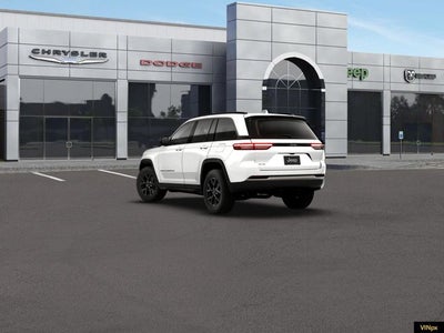 2026 Jeep Grand Cherokee Laredo Altitude