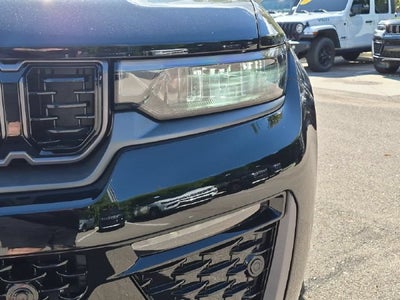2027 Jeep Grand Cherokee L Limited Reserve