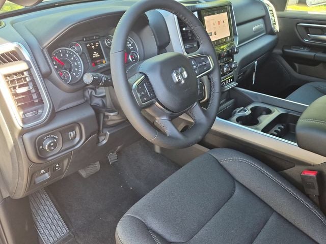 2027 RAM 1500 Big Horn/Lone Star