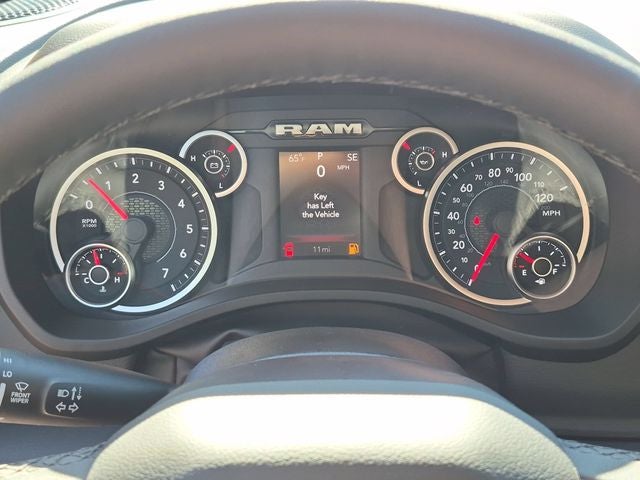 2027 RAM 1500 Big Horn/Lone Star