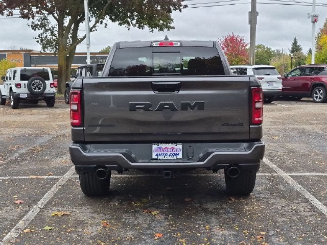 2027 RAM 1500 Big Horn/Lone Star