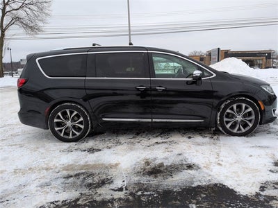 2019 Chrysler Pacifica Limited