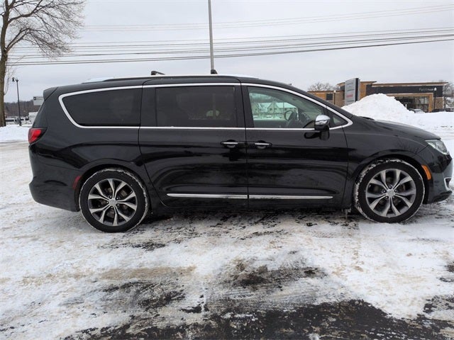 2019 Chrysler Pacifica Limited