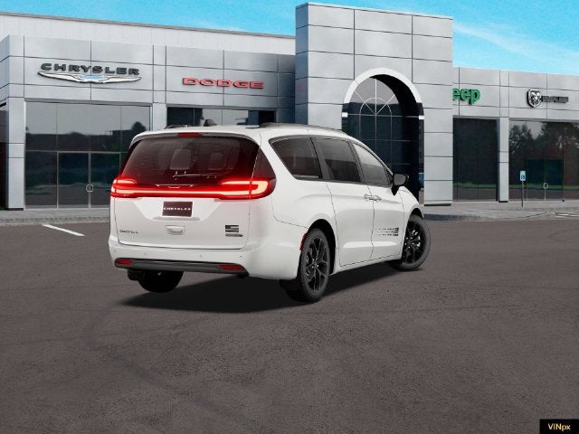 2027 Chrysler Pacifica Select