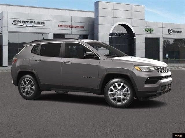 2024 Jeep Compass Latitude Lux