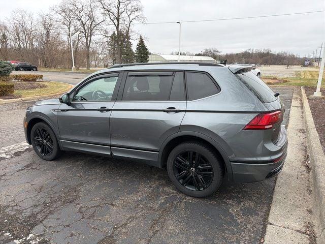 2022 Volkswagen Tiguan 2.0T SE R-Line Black