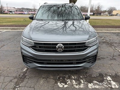 2022 Volkswagen Tiguan 2.0T SE R-Line Black