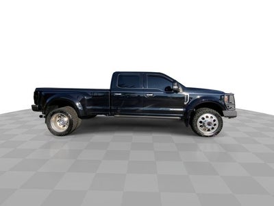 2022 Ford F-450SD Limited DRW