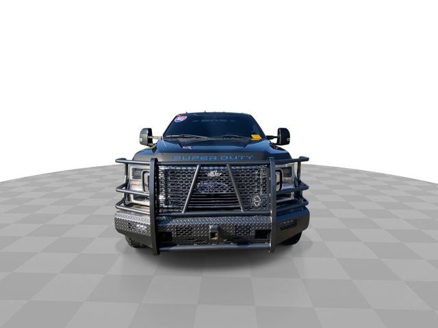 2022 Ford F-450SD Limited DRW