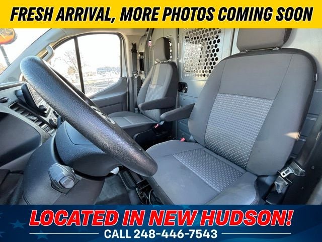 2022 Ford Transit-250 Base