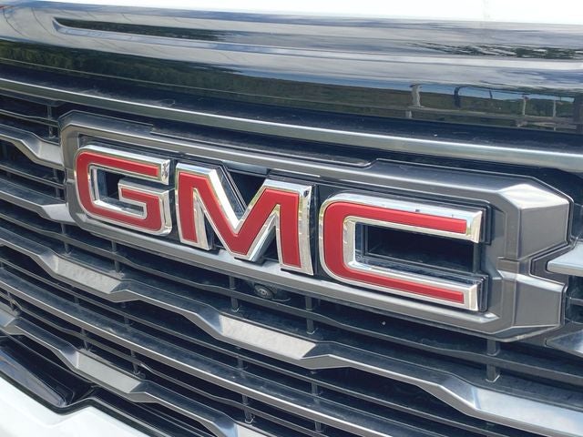 2024 GMC Acadia AT4