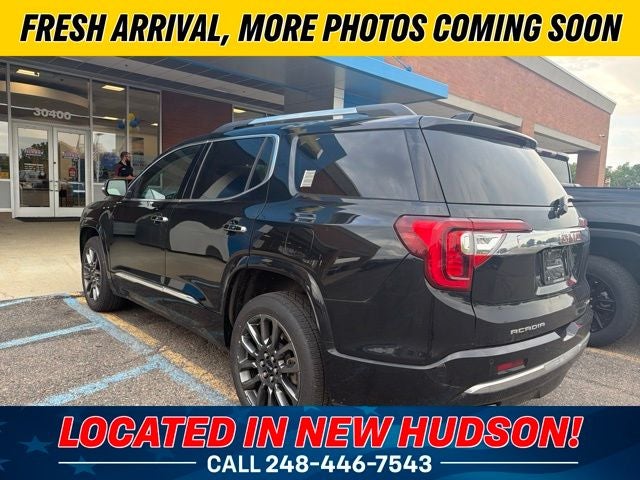 2023 GMC Acadia Denali