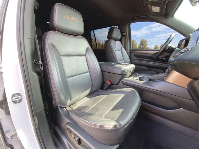 2022 Chevrolet Suburban High Country