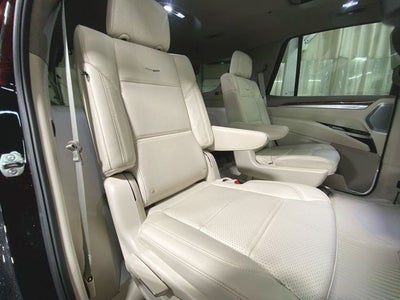 2025 Cadillac Escalade Sport Platinum