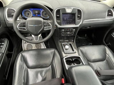 2023 Chrysler 300 Touring