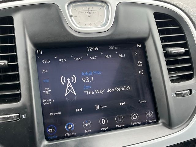 2023 Chrysler 300 Touring