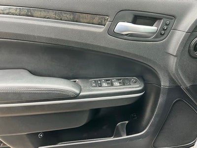 2023 Chrysler 300 Touring