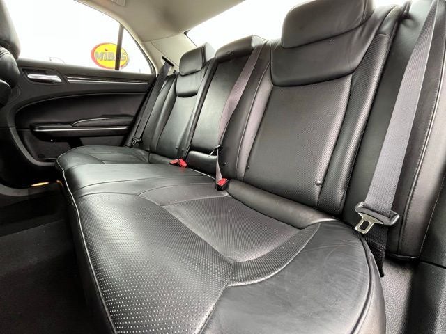 2023 Chrysler 300 Touring