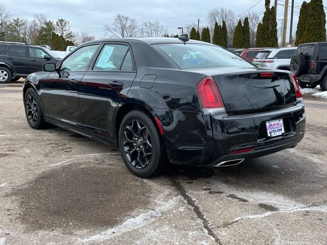 2023 Chrysler 300 Touring