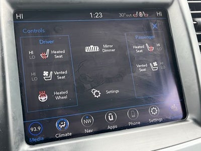 2023 Chrysler 300 Touring