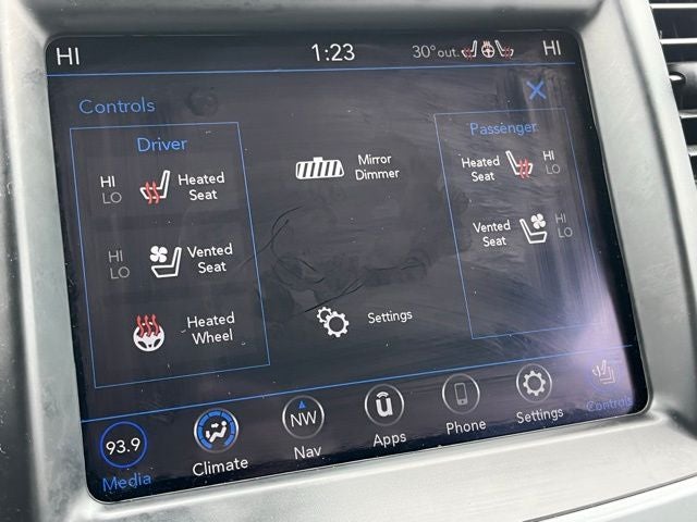 2023 Chrysler 300 Touring