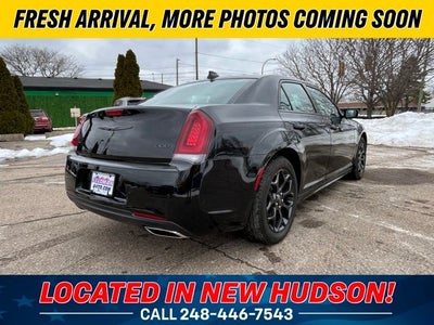 2023 Chrysler 300 Touring