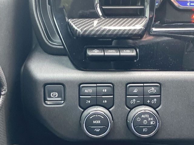 2025 Chevrolet Silverado 2500HD ZR2