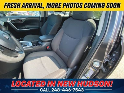 2025 Toyota RAV4 LE