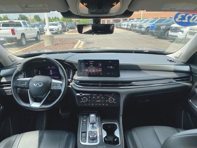 2023 INFINITI QX60 LUXE