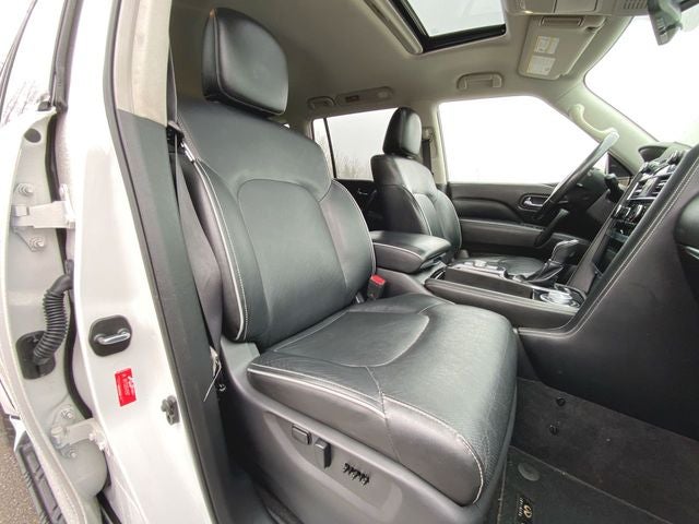 2022 INFINITI QX80 LUXE