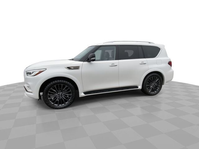 2022 INFINITI QX80 LUXE
