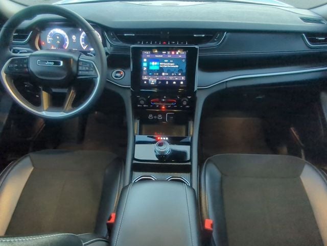 2025 Jeep Grand Cherokee Altitude 4x4