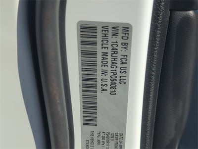 2023 Jeep Grand Cherokee Laredo 4x4