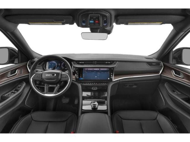 2027 Jeep Grand Cherokee Laredo X