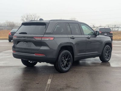 2026 Jeep Grand Cherokee GRAND CHEROKEE LAREDO ALTITUDE 4X4