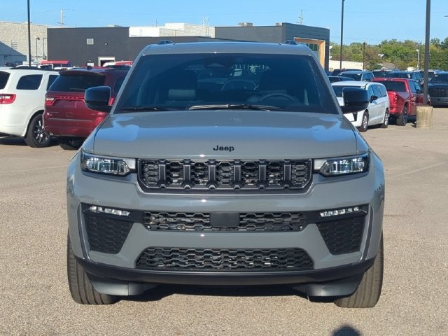 2027 Jeep Grand Cherokee GRAND CHEROKEE LIMITED 4X4