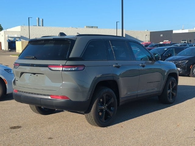 2027 Jeep Grand Cherokee GRAND CHEROKEE LIMITED 4X4