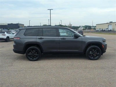 2022 Jeep Grand Cherokee L Altitude 4x4