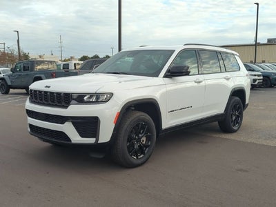 2026 Jeep Grand Cherokee L GRAND CHEROKEE L LAREDO ALTITUDE 4X4