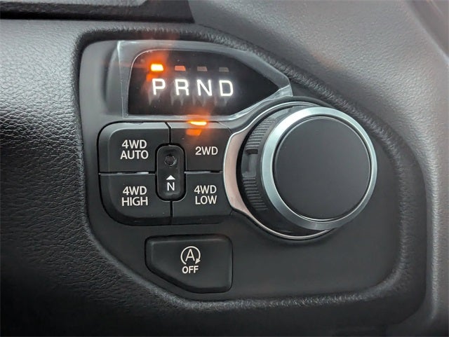 2025 RAM 1500 RAM 1500 BIG HORN CREW CAB 4X4 5'7' BOX