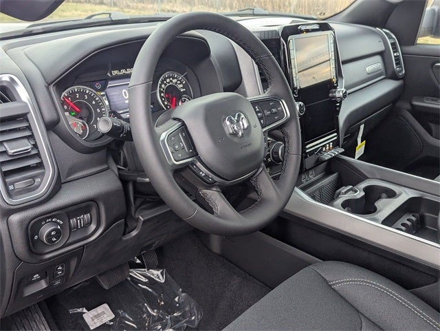 2025 RAM 1500 RAM 1500 BIG HORN CREW CAB 4X4 5'7' BOX