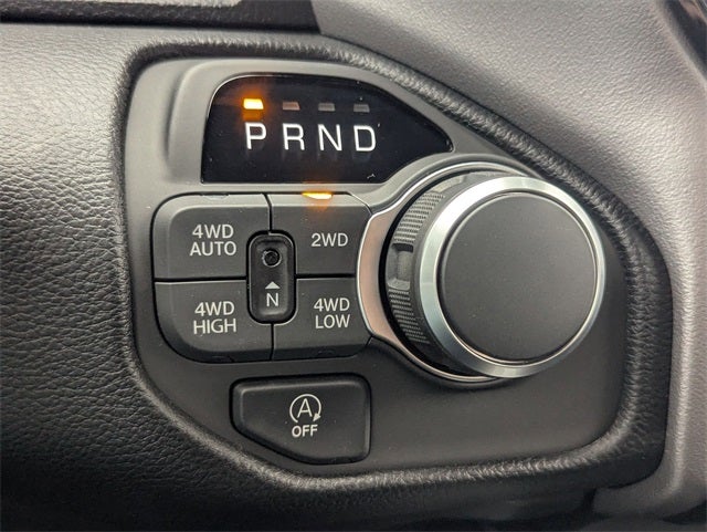 2025 RAM 1500 RAM 1500 BIG HORN CREW CAB 4X4 5'7' BOX